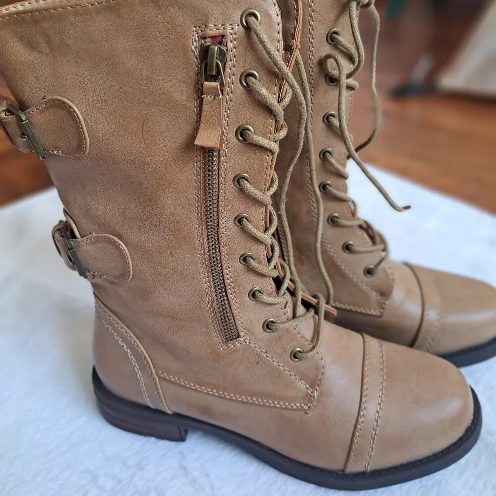 boots - Picture 1 of 1